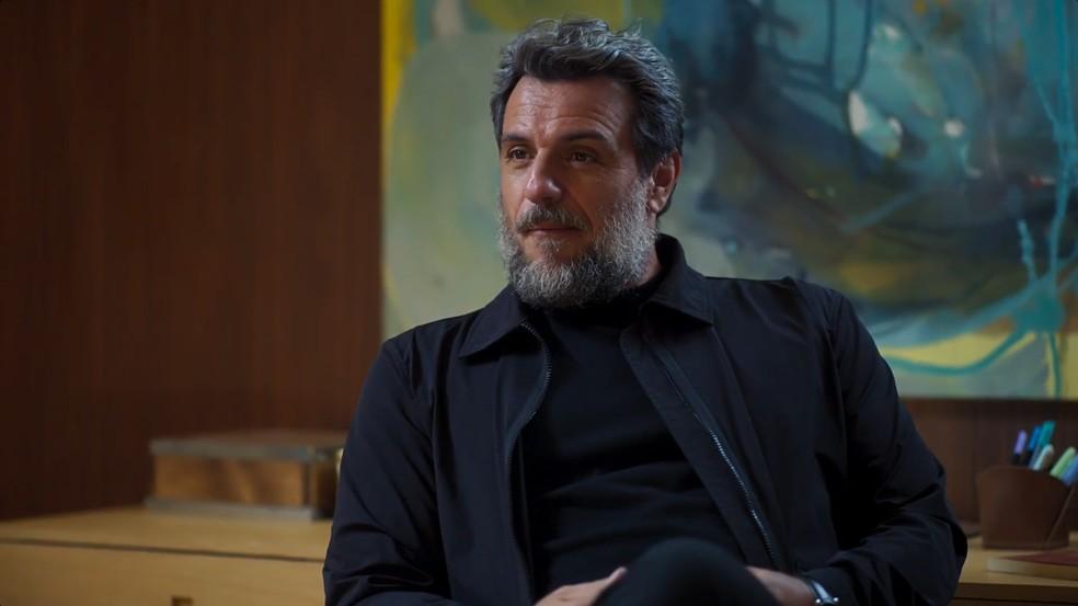 Mavi e Molina fazendo pacto