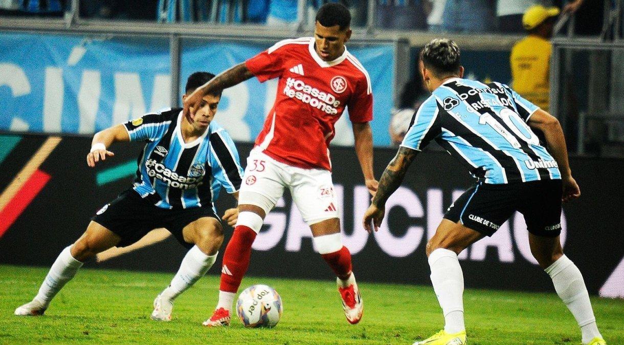 Grêmio e Internacional fazem a final do Gauchão.