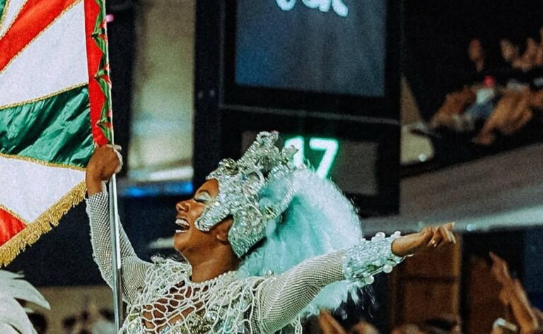 A grande campeã do Carnaval 2025 será conhecida hoje na apuração em tempo real