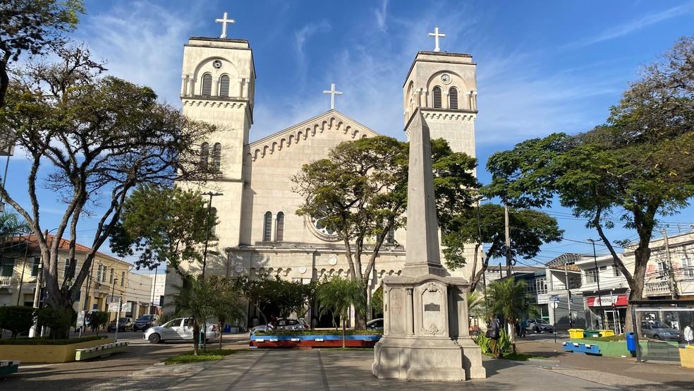 Celebração na Catedral de Sant'Ana em Mogi das Cruzes