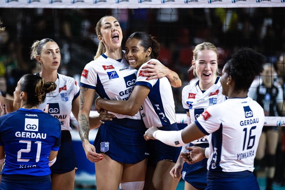 Minas foi o campeão da última Superliga Feminina de vôlei