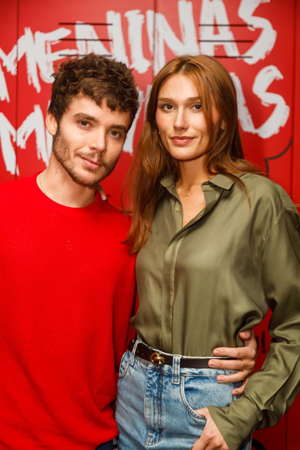 Sasha Meneghel e João Lucas