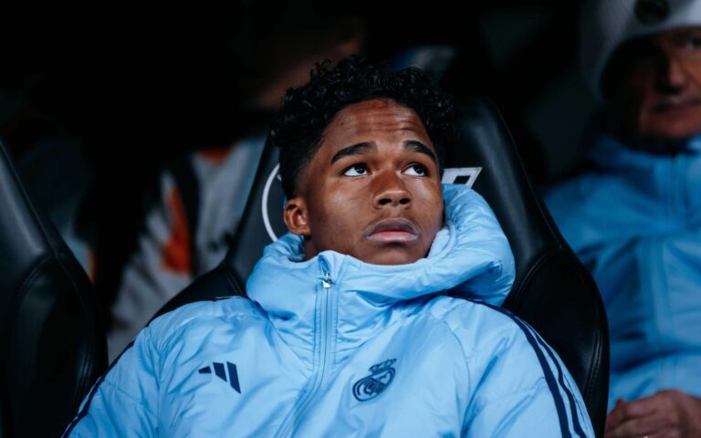 Endrick e Vinicius Junior: Decisões Cruciais no Clássico entre Real Madrid e Atlético