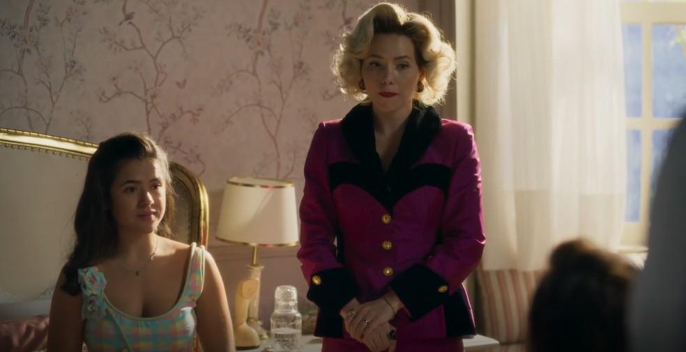 Zélia livra a cara de Bia com suborno