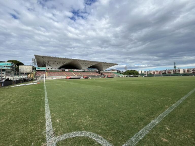 Brusque vence Olaria e avança na Copa do Brasil