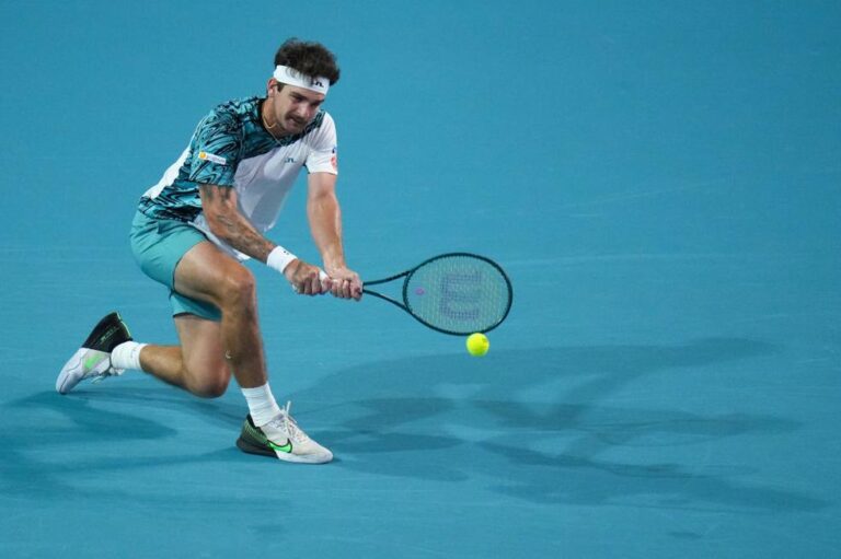 Thiago Wild é eliminado na estreia do Miami Open