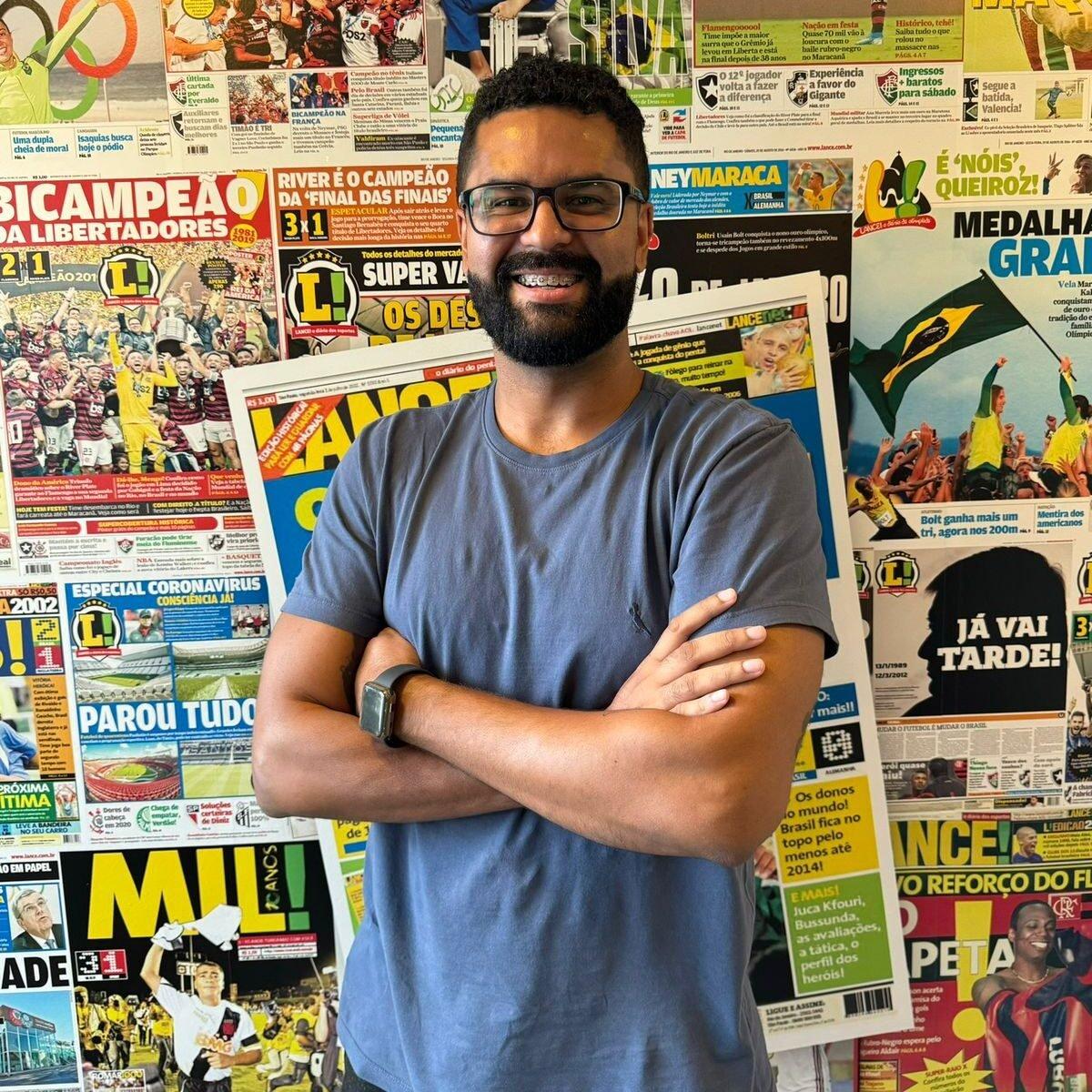 João Victor durante entrevista