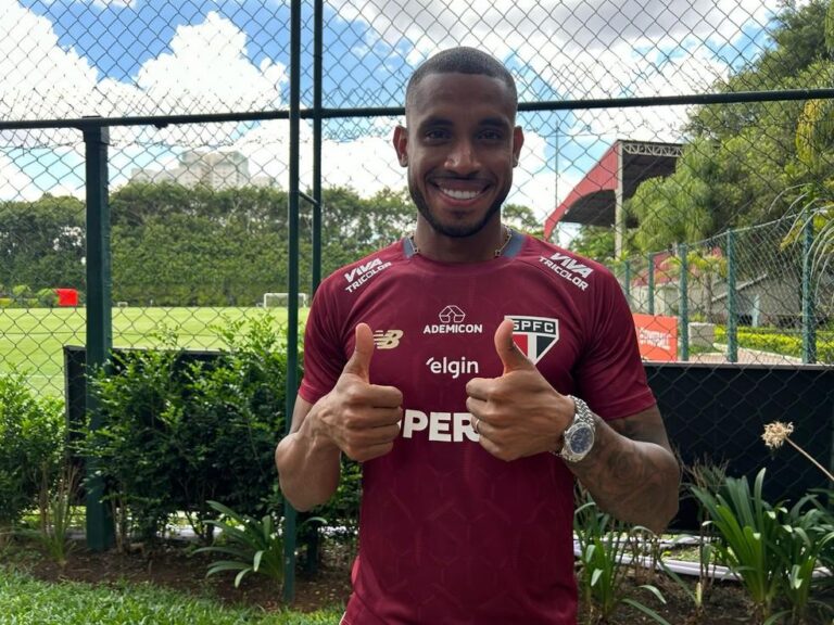 André Silva busca destacar-se no São Paulo e mira Libertadores com Calleri