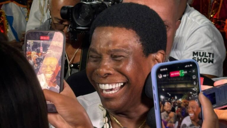 Desfiles do Carnaval 2025: Emoção e Inovação na Sapucaí