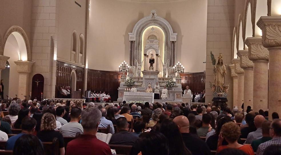 Missa de Lava Pés na Catedral de Piracicaba durante a Semana Santa.
