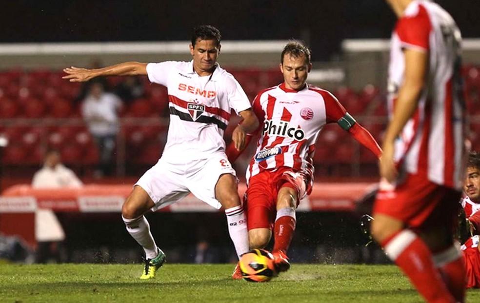 São Paulo x Náutico pelo Brasileiro de 2013