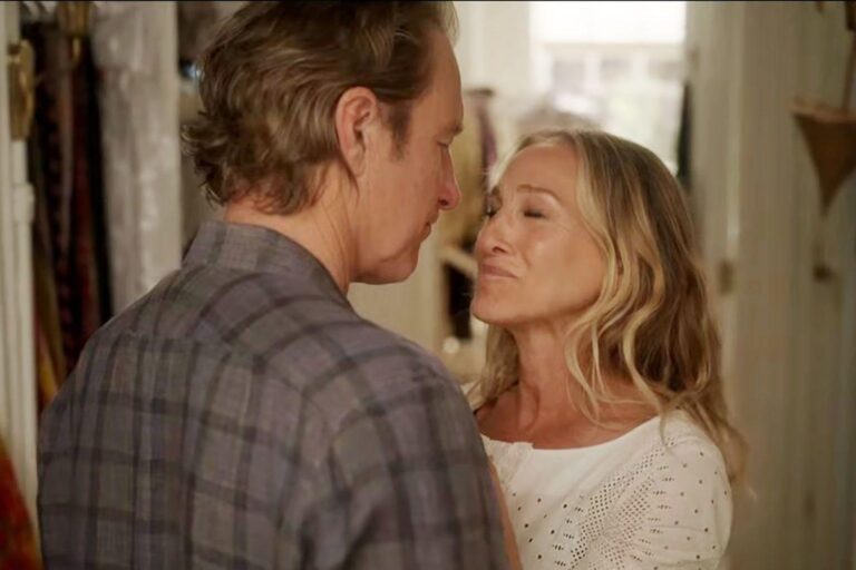 A Temporada 3 de “And Just Like That” Promete Amar e Desafiar Carrie e Aidan