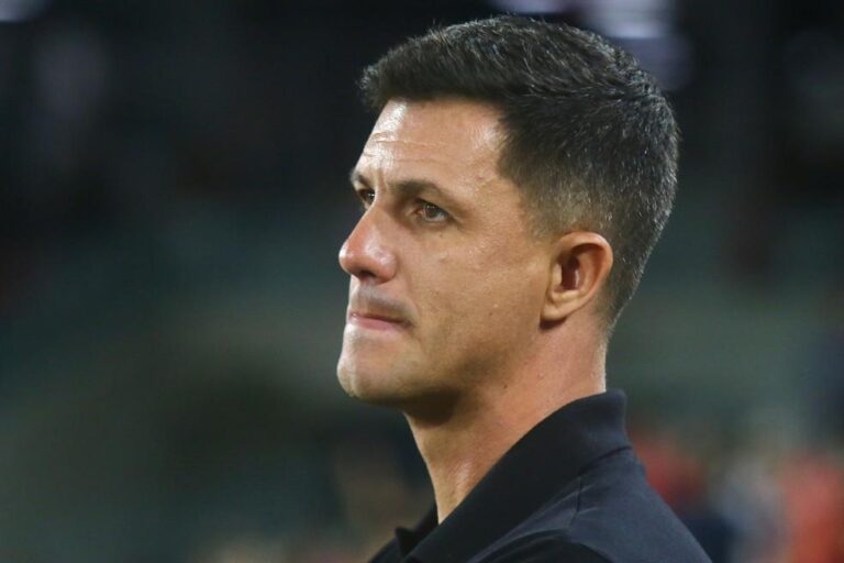 Vitória do Athletico sobre o Criciúma e as reações de Barbieri