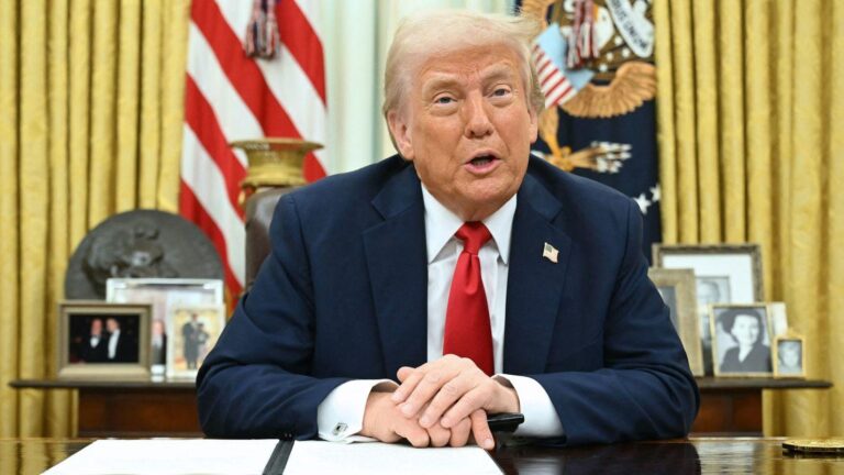 Trump assina ordem executiva para combater a revenda de ingressos com preços abusivos