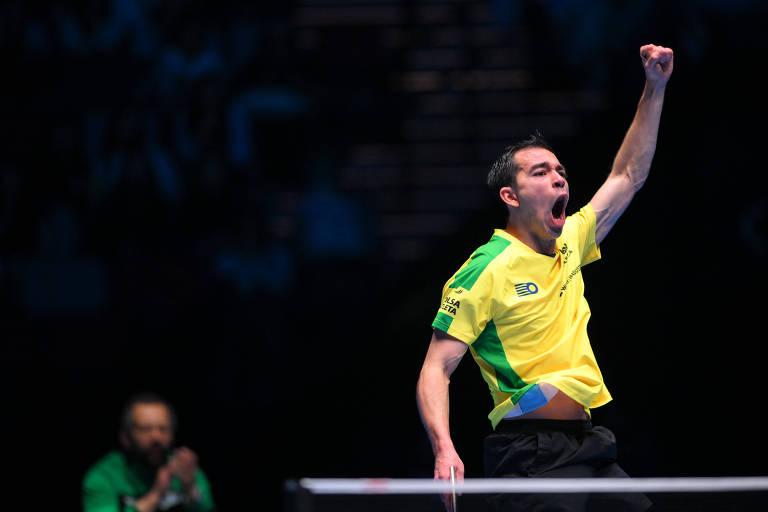 Hugo Calderano comemorando vitória