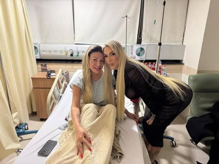 Juju Ferrari e Andressa Urach selam a paz após briga na hospitalização