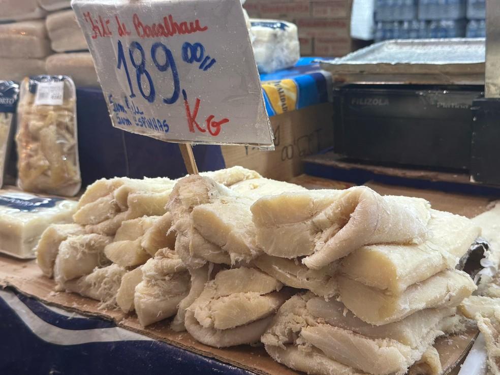 Filé de bacalhau vendido a R$ 189 o quilo no Mercado Municipal do Rio de Janeiro
