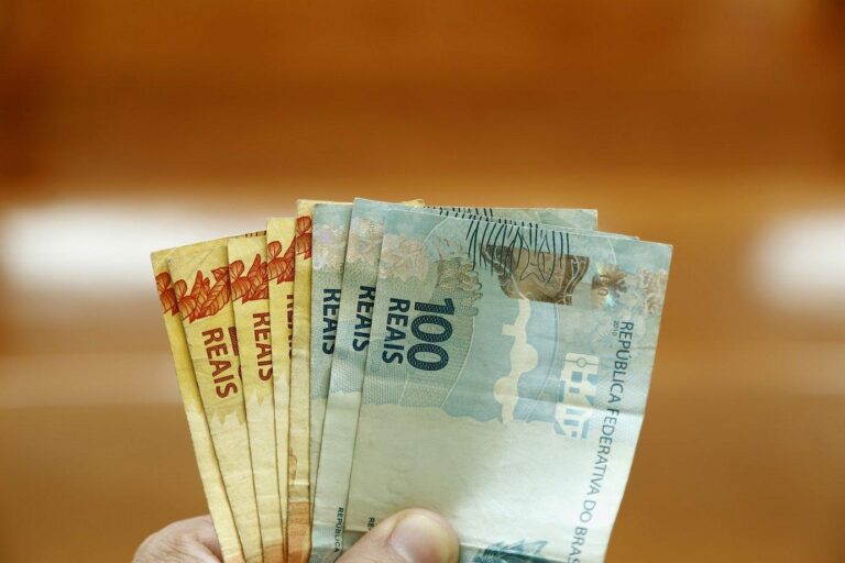 Aprenda a desbloquear o app Caixa Tem e facilite seu acesso aos benefícios