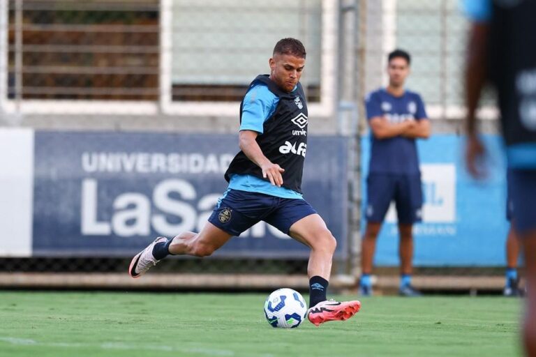 Cuéllar: O Mistério e o Retorno Imminente ao Grêmio