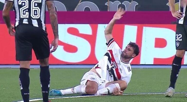 Calleri Se Torna Preocupação Para o São Paulo Após Lesão no Joelho