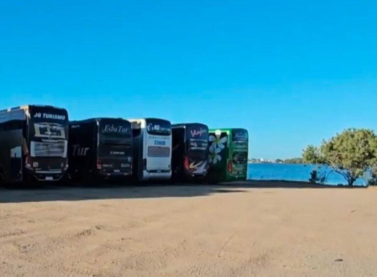 Justiça do Rio de Janeiro Suspende Taxa Abusiva para Ônibus de Turismo em Cabo Frio