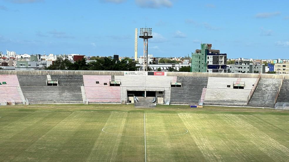 Estádio Almeidão, palco do jogo entre Botafogo-PB e Confiança