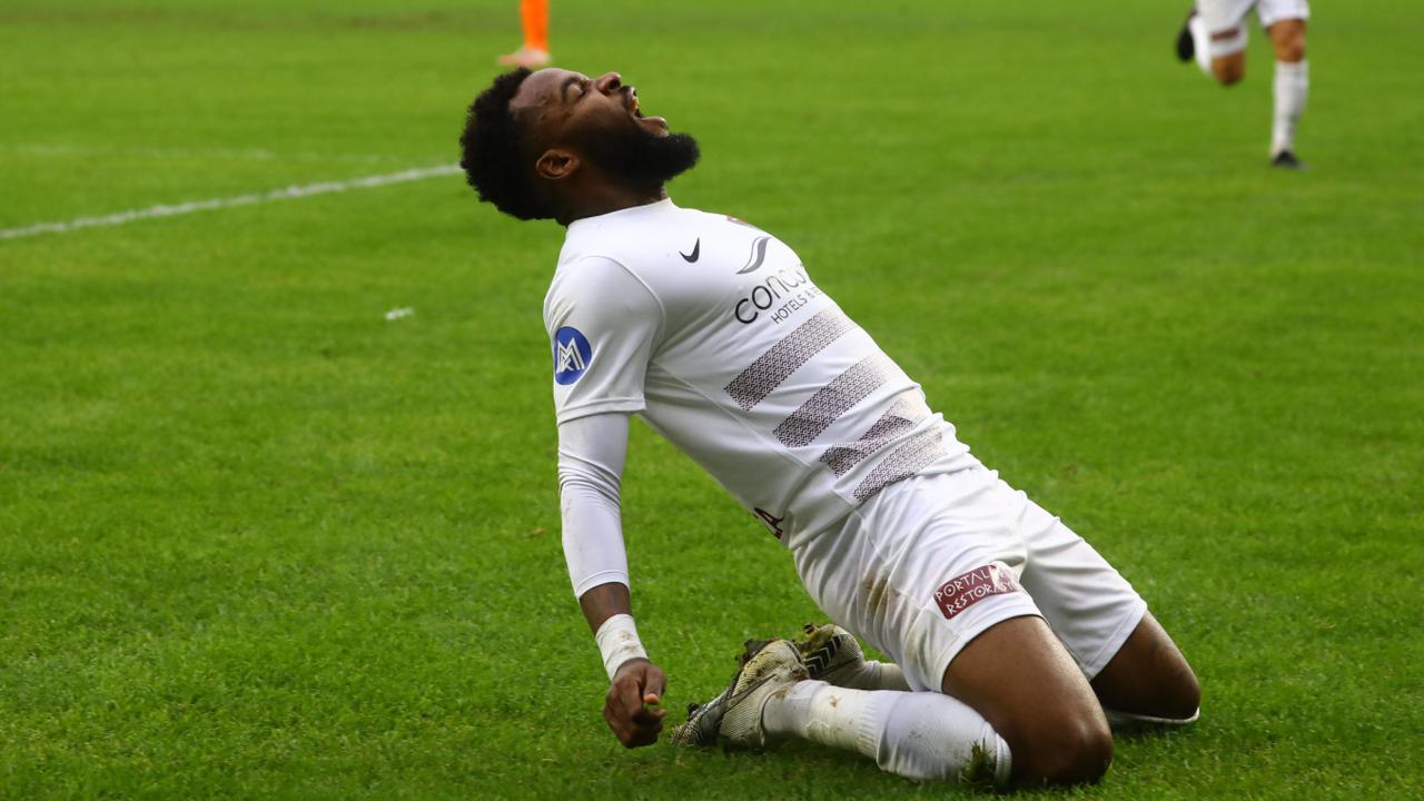 Süper Lig’in eski gol kralı , 28 yaşında Çin'de yaşamını yitirdi.