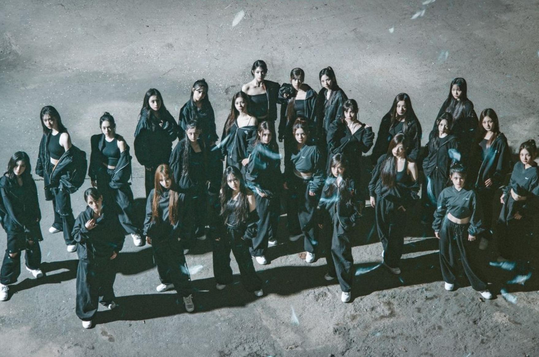 JENNIE se apresentando no Coachella