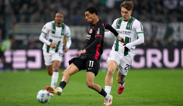 Arsenal e Rivais se Mobilizam por Hugo Ekitike: O Que Esperar do Futuro do Atacante?