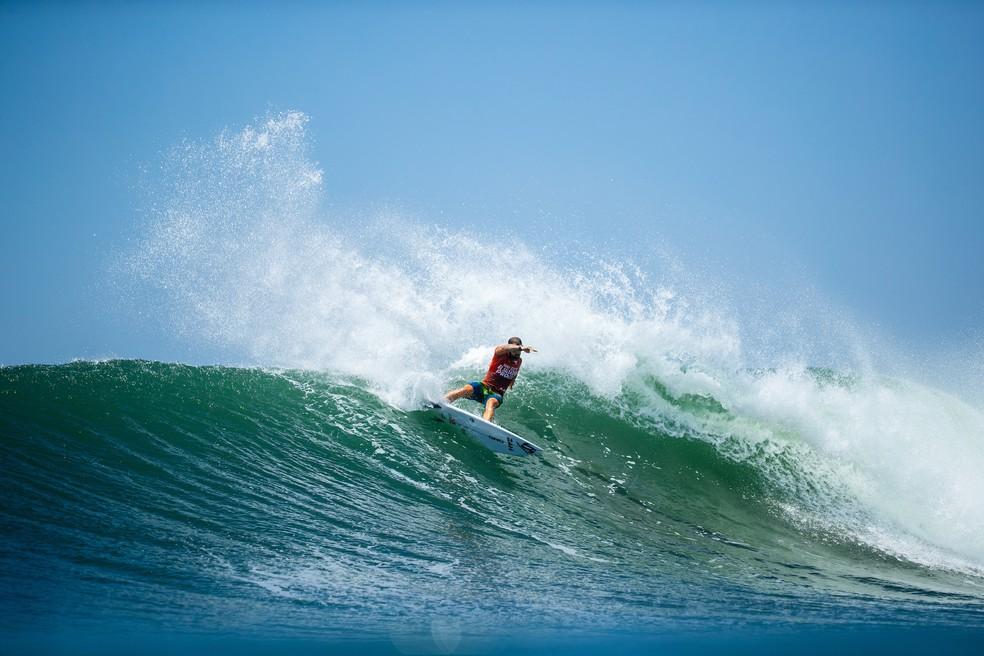 Alejo Muniz competindo nas oitavas de final.
