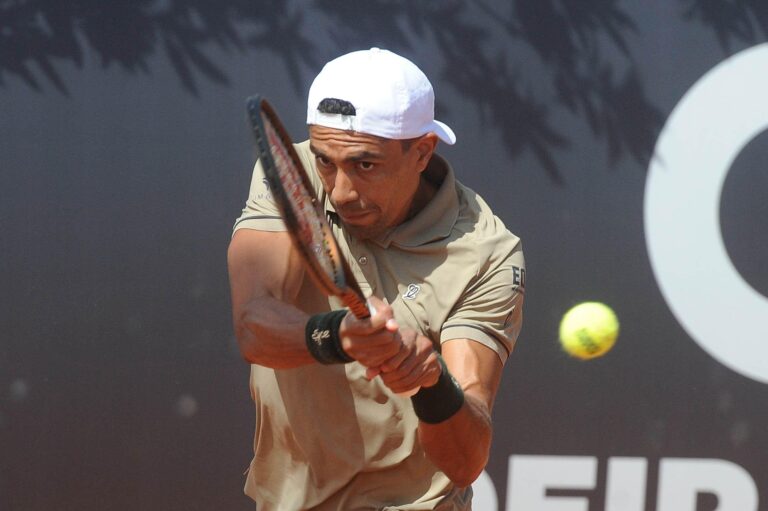 Semifinais emocionantes no Masters de Madrid: Monteiro e Wild estão prontos para o desafio!