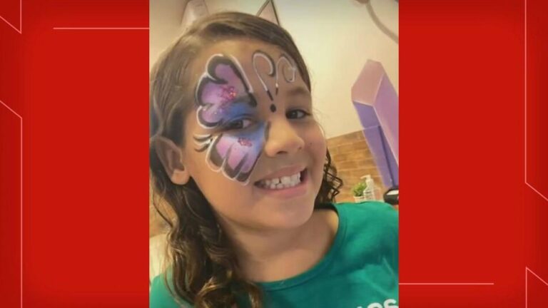 Menina de 8 anos morre após inalar desodorante em desafio viral