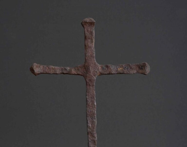 Cruz da Primeira Missa do Brasil Chega a São Paulo em Celebrações Históricas