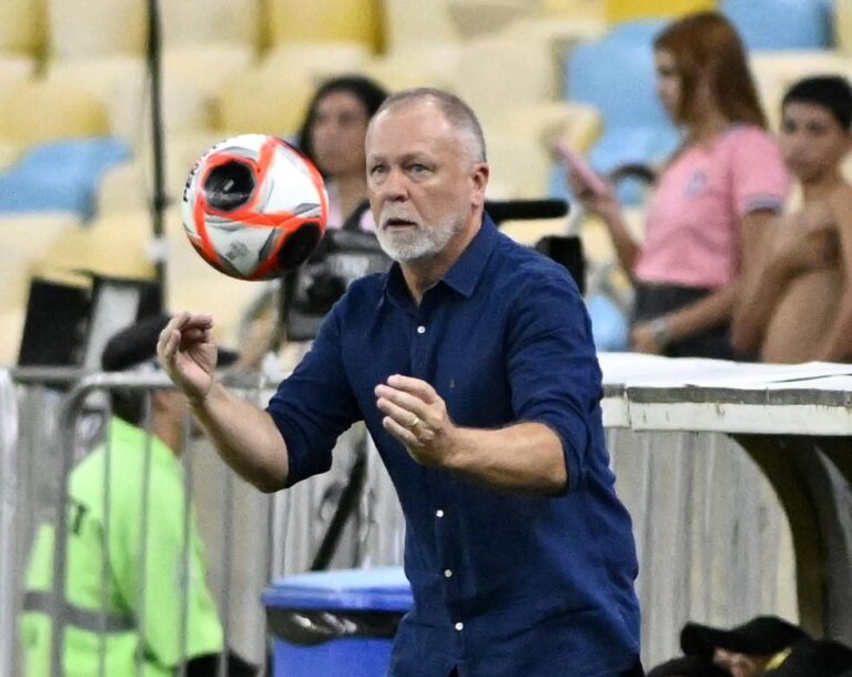 Grêmio Negocia Retorno de Mano Menezes e Felipão