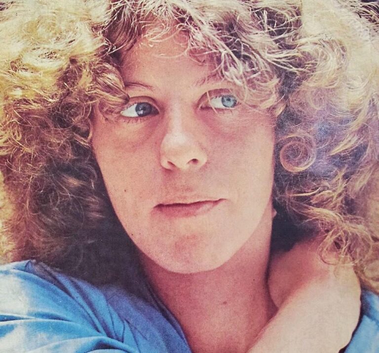 Morre Cristina Buarque, a grande dama do samba e irmã de Chico Buarque