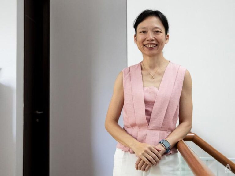 Jasmin Lau: nova promessa do PAP para Ang Mo Kio GRC nas eleições de 2025