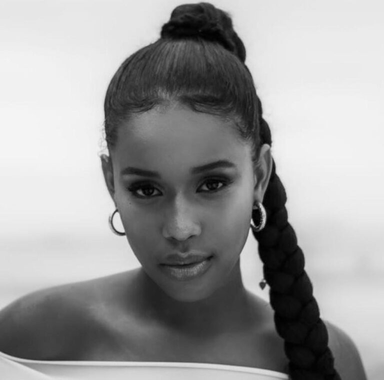 Tristeza e Comemoração: Morre a Cantora Karen Silva, Ex-The Voice Kids, aos 17 Anos