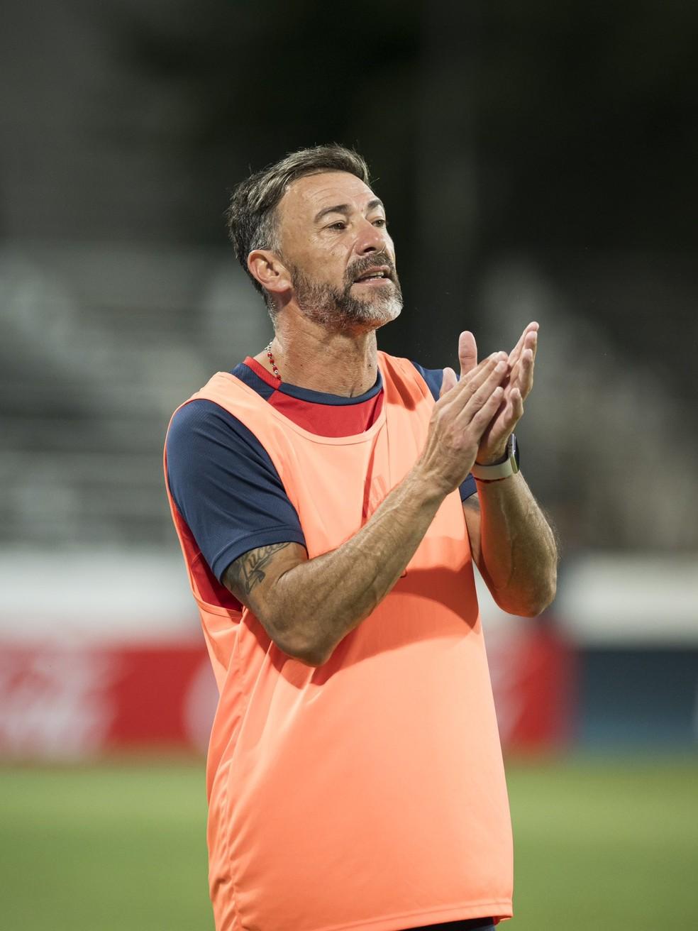 Kily González, técnico do Unión