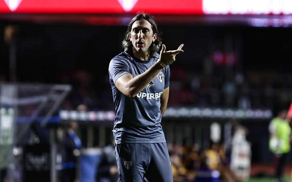 Luis Zubeldía em São Paulo x Alianza Lima