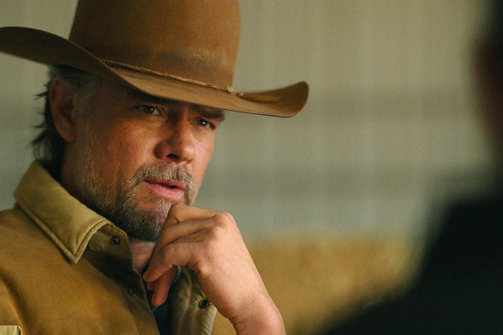 Josh Duhamel como Staten em Ransom Canyon