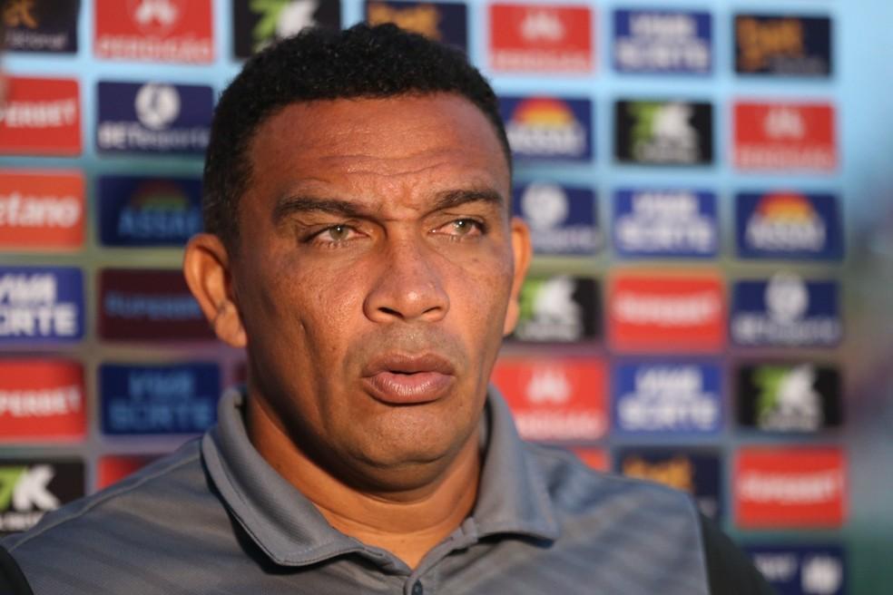 Zé Augusto, técnico do Moto Club