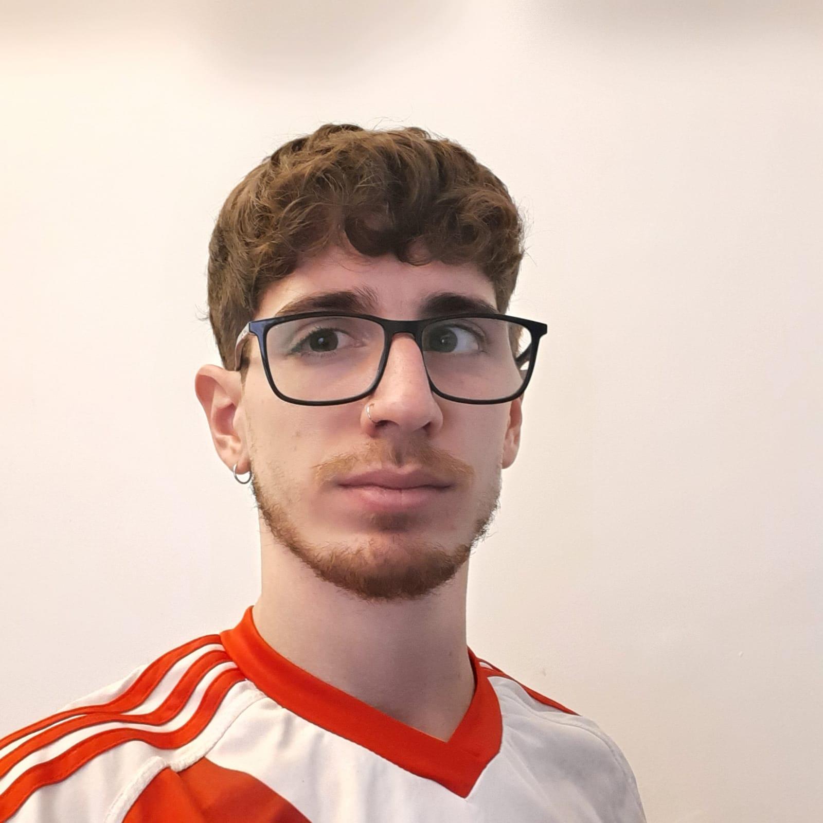 Marcelo Gallardo define a formação de River para o jogo contra Gimnasia