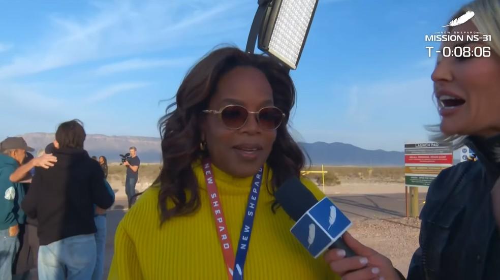 Oprah Winfrey acompanha a decolagem