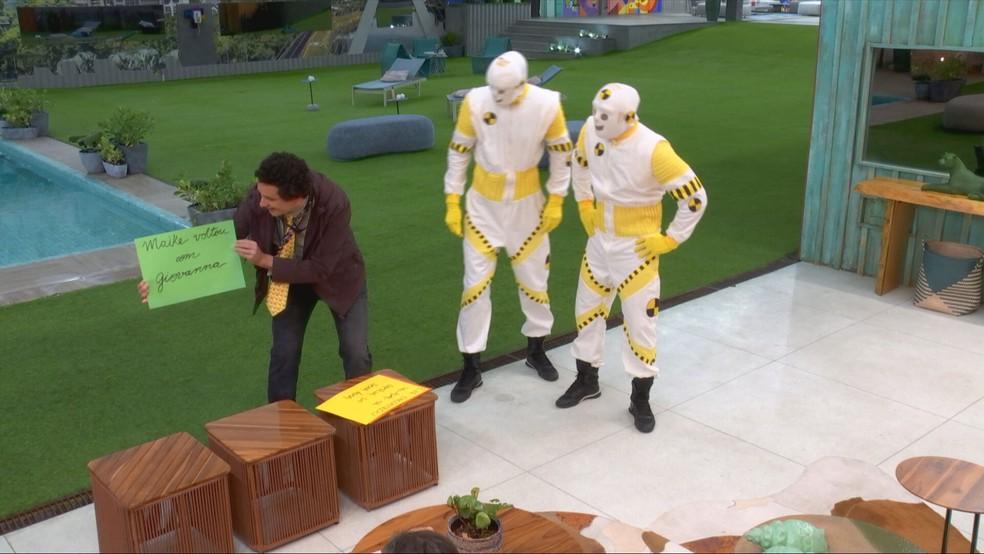 Rafael Portugal faz dinâmica do 'freeze' com Finalistas do BBB 25