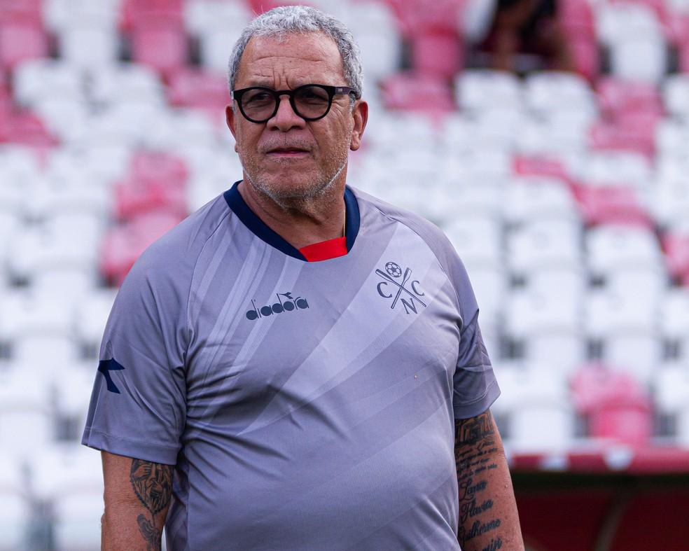 Hélio dos Anjos, técnico do Náutico
