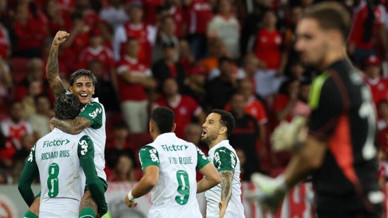 Facundo Torres se destaca e impulsiona o Palmeiras em 2025