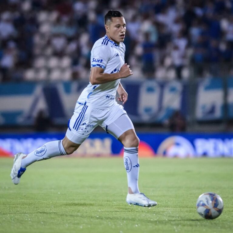 Transferência Confirmada: Marlon do Cruzeiro é Emprestado ao Grêmio