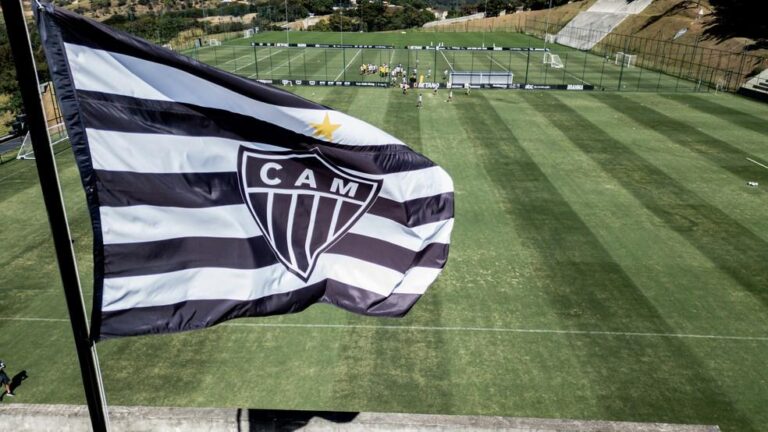Atlético-MG Regulariza Salários e Direitos de Imagem do Elenco Antes de Jogo Importante