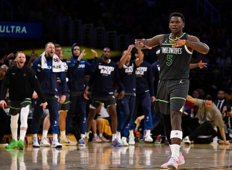 Anthony Edwards é multado em R$ 300 mil após provocação à torcida dos Lakers