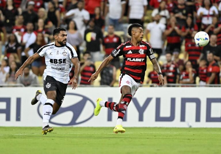 Flamengo sofre derrota surpreendente para o Central Córdoba e vive crise de eficiência